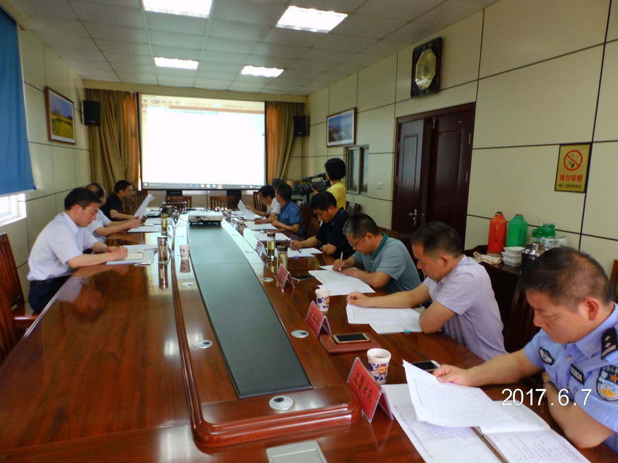 我县召开创建5A景区县城道路规划汇报会