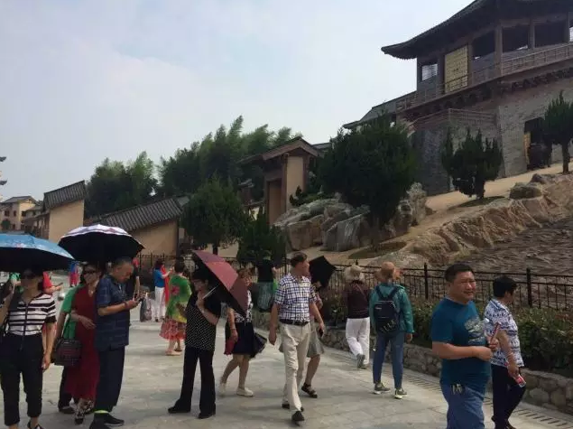 上海包机首发团来禅源太湖五千年文博园啦