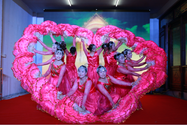 禅源太湖旅游区五千年文博园“十里画廊”开启夜旅游模式