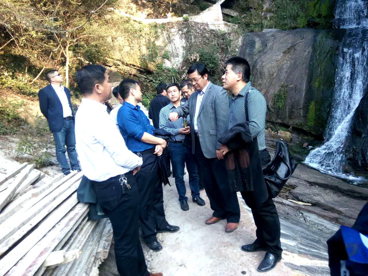 省旅游专家来太湖县指导“两区”创建工作