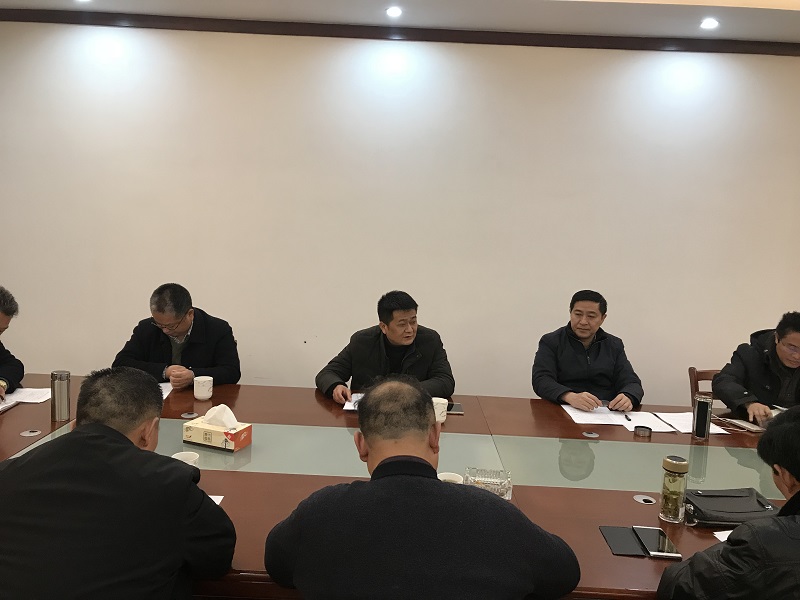阮波主持召开5A创建工作调度会