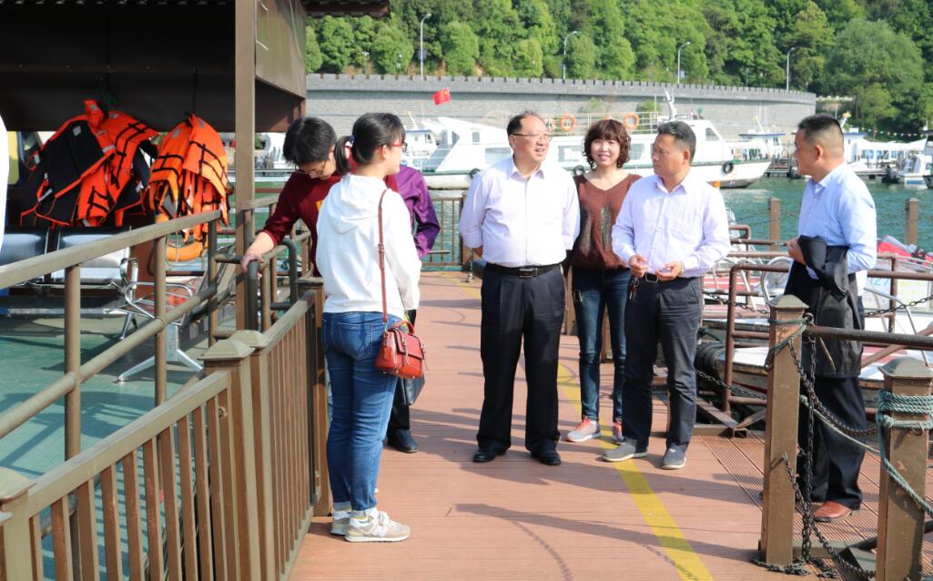 市安委会检查组来我县督查旅游安全工作