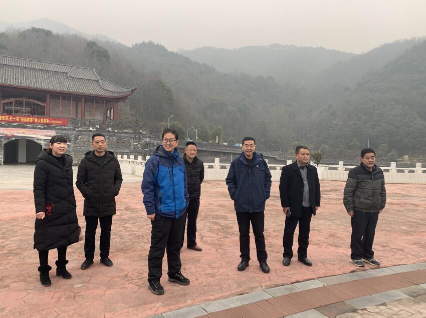 甘长川检查花亭湖景区春节旅游安全管理工作