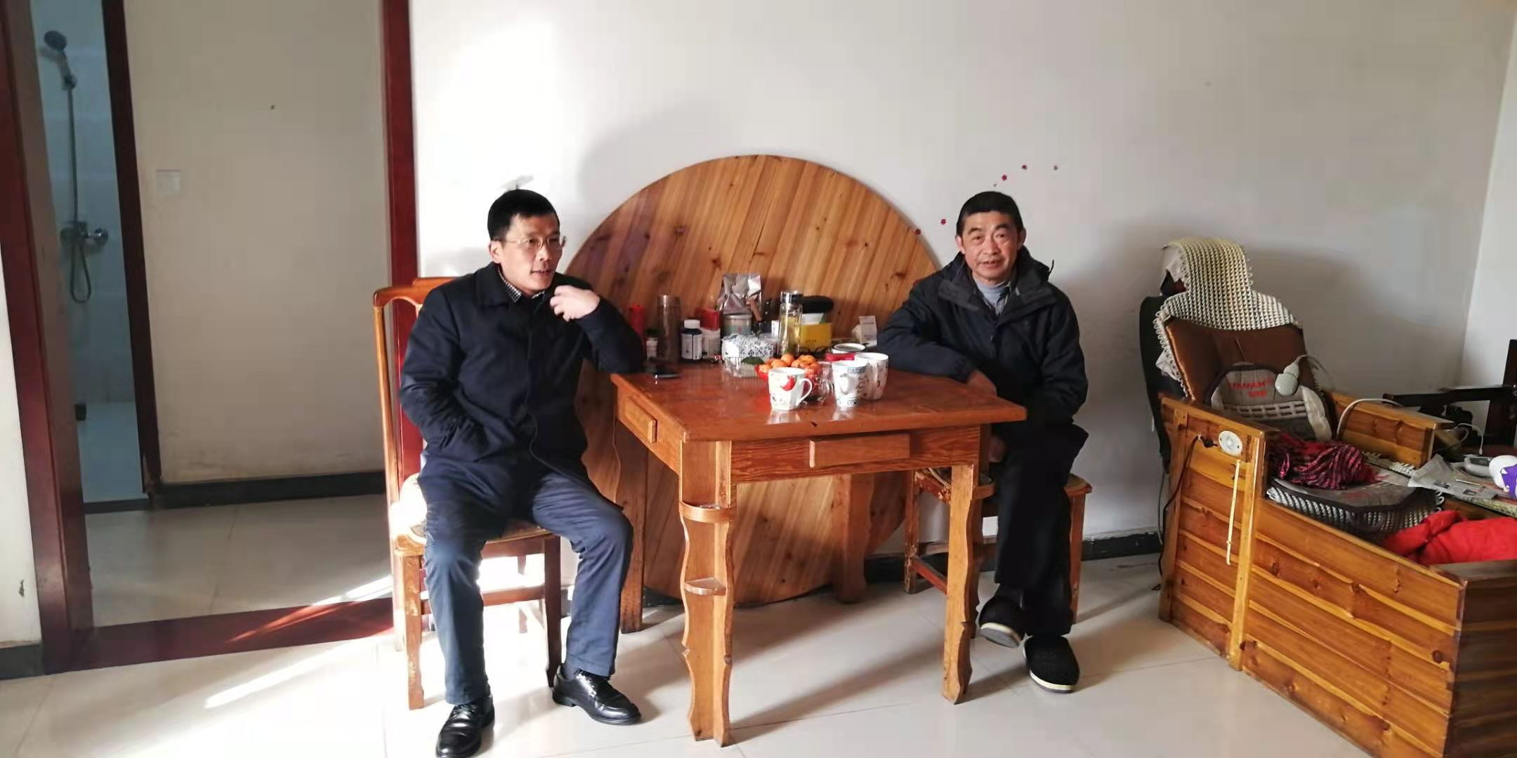 副县长彭林慰问退休县级干部