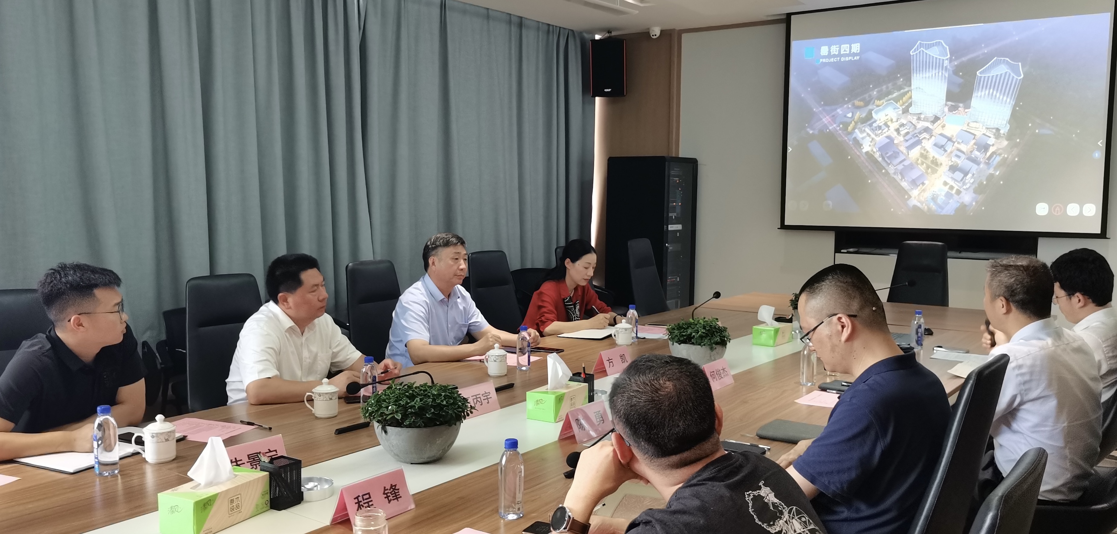 太湖县副县长王丙宇到合肥滨湖投资控股集团调研