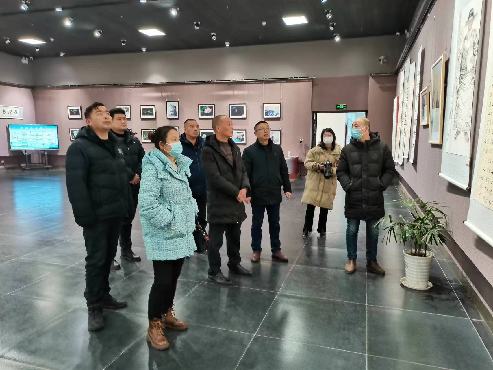 县花管处组织全体职工参观廉洁文化主题作品活动